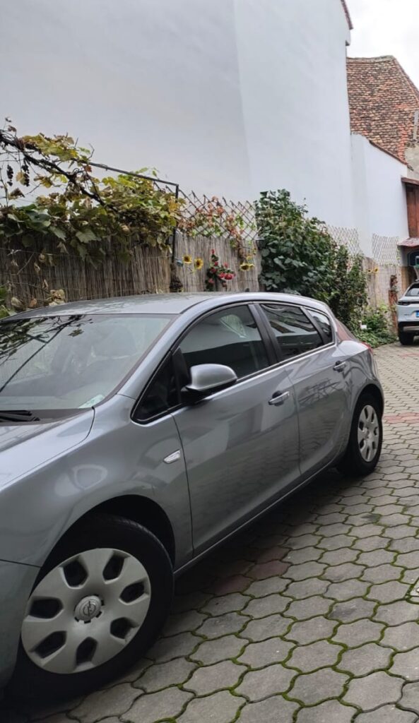 Opel Astra J 2010, Foarte Bine Intretinuta – Hackerville