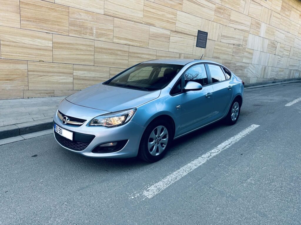Opel Astra 2017 ~ 32000Km ~ 1.6Benzina ~ Clima Pilot – Hackerville